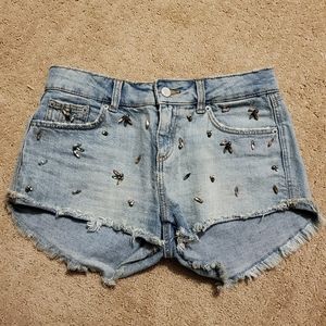 Zara denim Shorts w. Gem Details